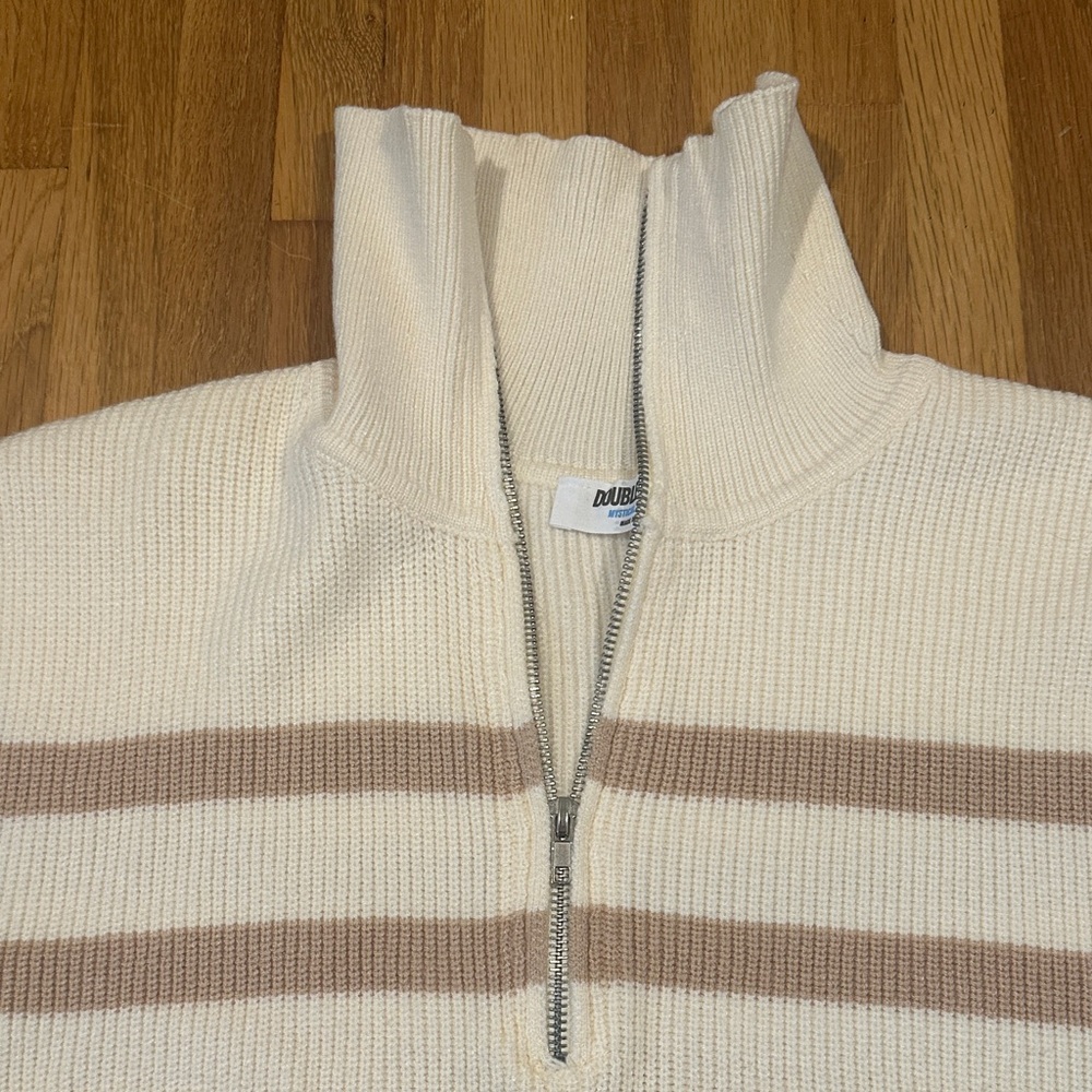*last chance* Double Zero | Women’s Striped Sleeveless Zip-Up Sweater Vest - Picture 9 of 11
